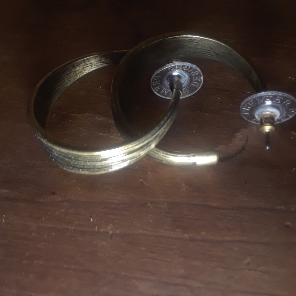 Premier Designs Earrings "Top It Off"